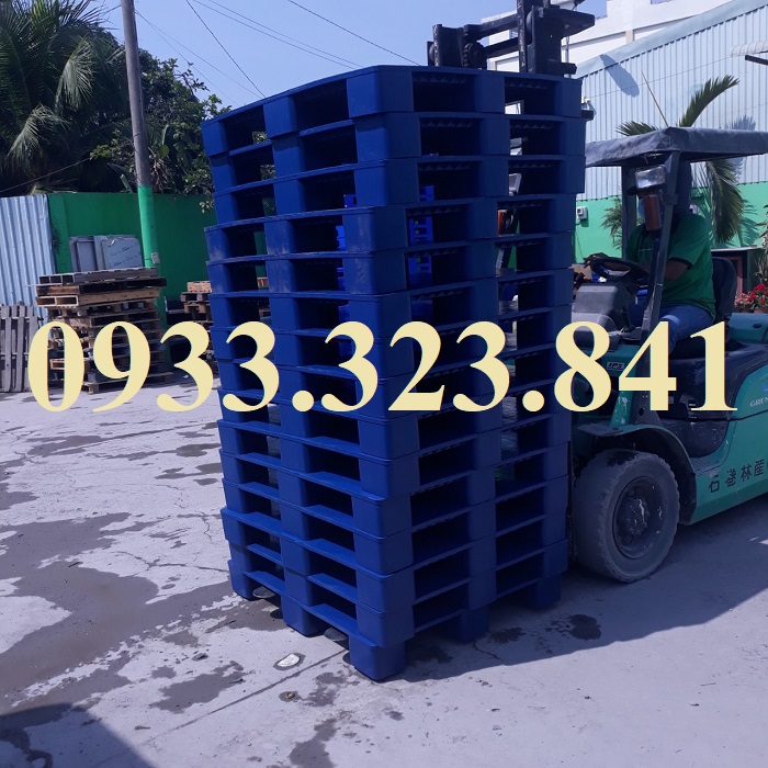 Pallet nhựa cũ Bình Dương